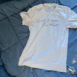 Canvas Small Business Big Heart Tee Size Medium